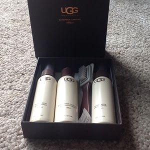 🍀 New in box UGG Sheepskin Care Kit 🍀