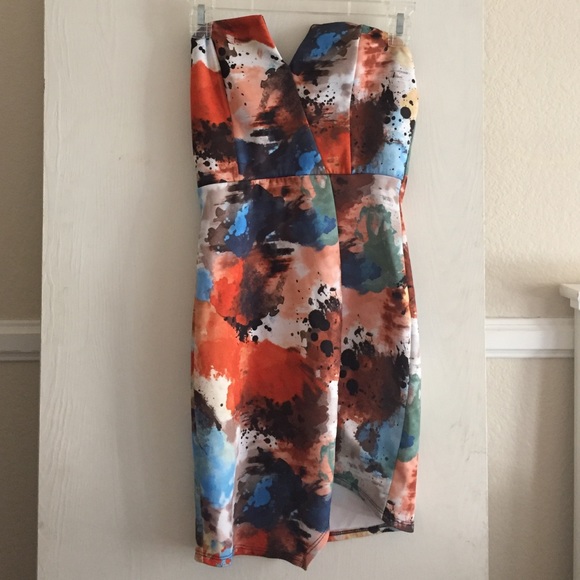 Artsy dress cuts off before knees