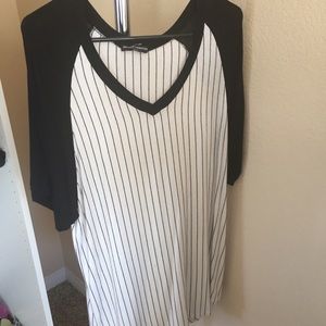 BRANDY MELVILLE ANNETTE TOP