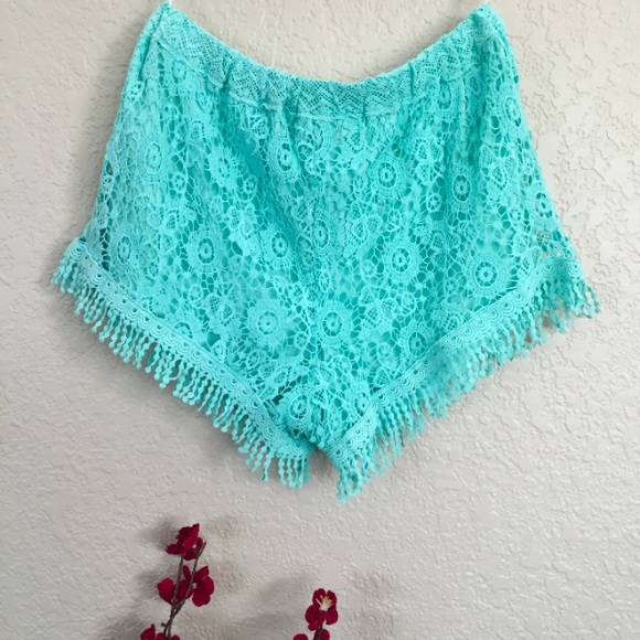 Mint Crochet Shorts - Picture 4 of 4