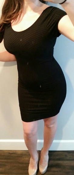 FLASH SALE NWOT Black stretchy  dress - Picture 2 of 4