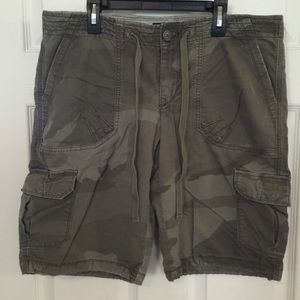 American eagle Bermuda shorts