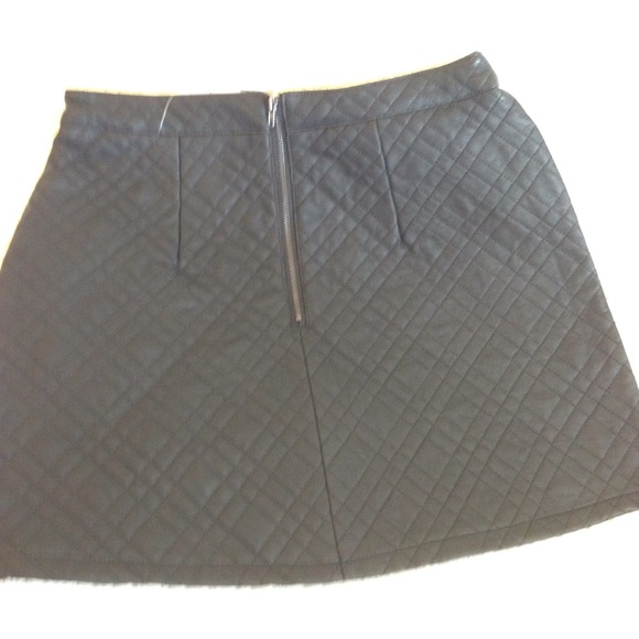 Quilted Faux Leather Fall Skirt - Picture 2 of 4