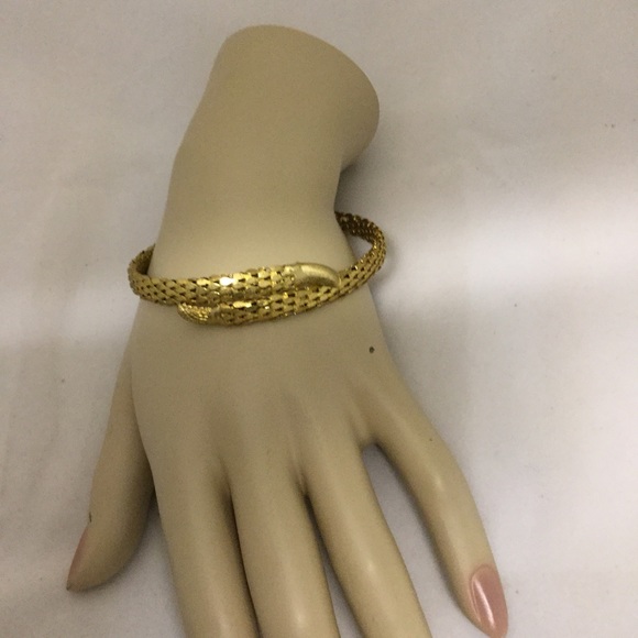 GUESS GOLD BRACELET - Picture 4 of 4