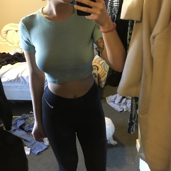 Nollie super soft ribbed crop top