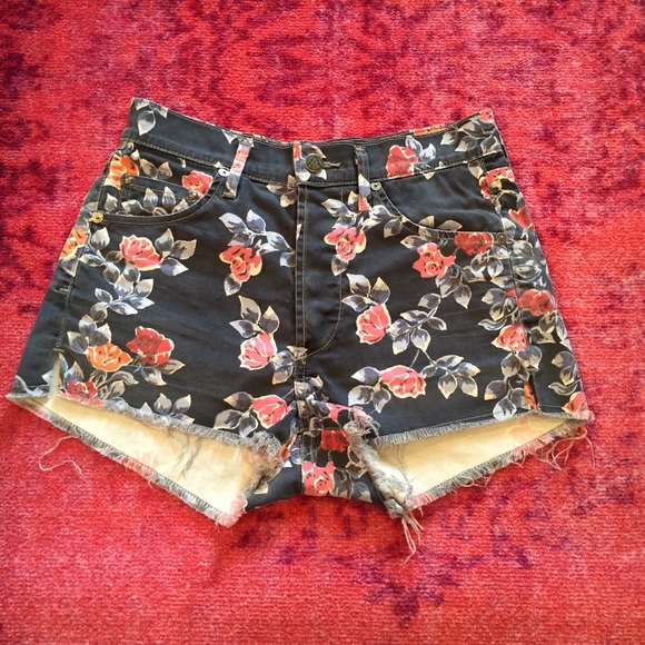 Citizens of Humanity High Rise Shorts