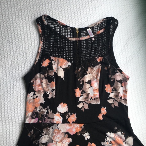 floral dress - Picture 1 of 3