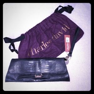 Charles David black clutch