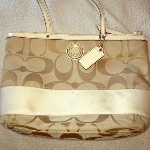 Coach purse