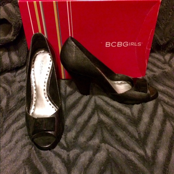 BCBG pumps