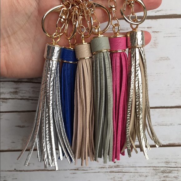 Brand new keychains - Picture 2 of 4