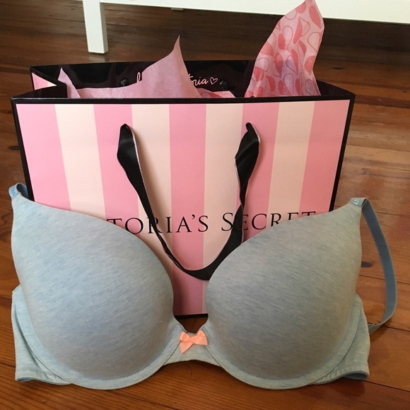 Victoria Secret PINK push up bra