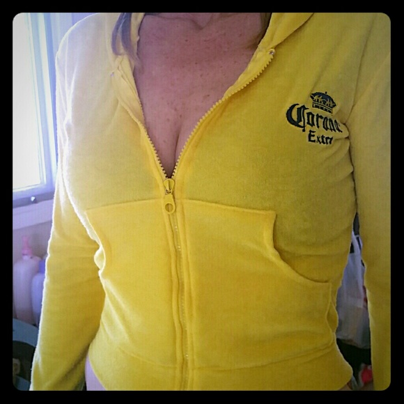 Light weight Corona sweater