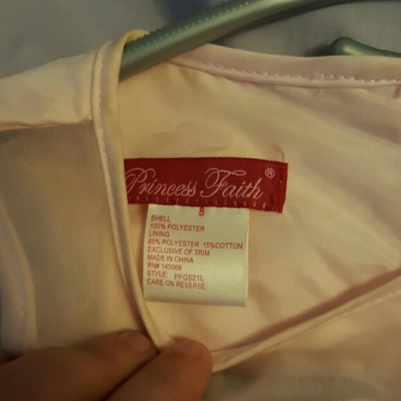 Dress - Picture 2 of 3