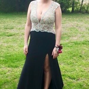 Let's fashion prom dress!