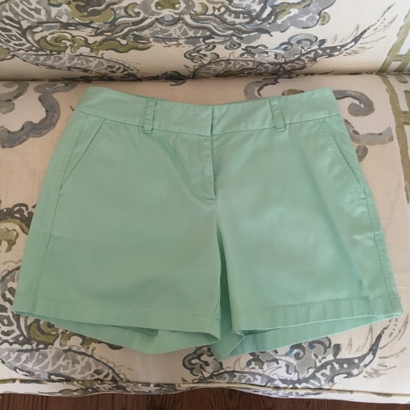 Green Vineyard Vines Shorts
