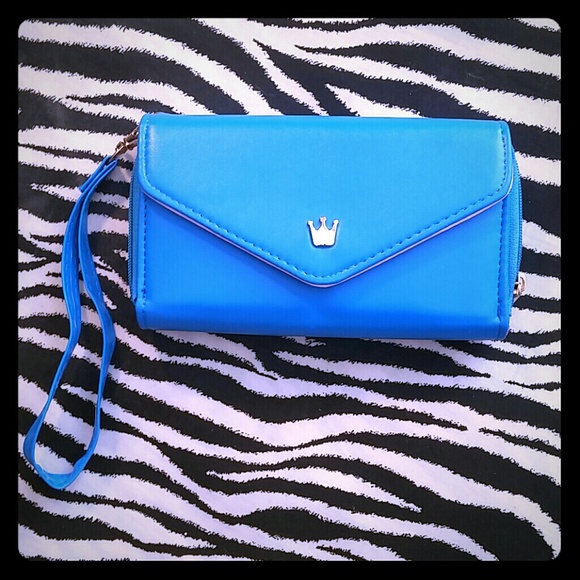 Handbags - NWOT Lake Blue, Crown Wallet!