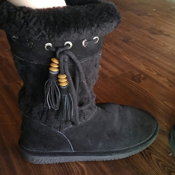 Bearpaw black boots