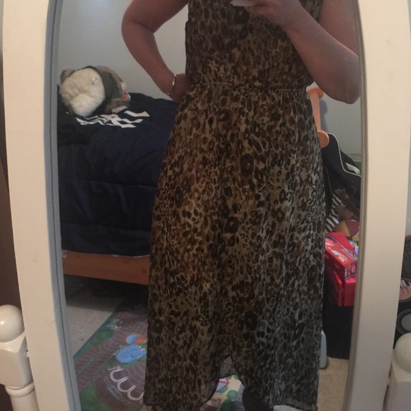 Leopard  Dress - Picture 4 of 6