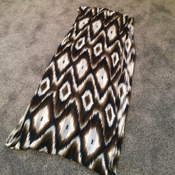 Urban Outfitters Scarf - Picture 3 of 4