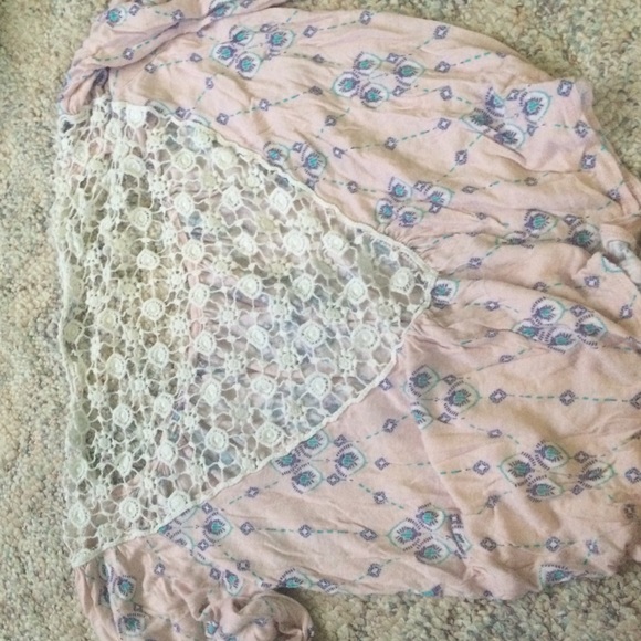 Tribal print crop top - Picture 2 of 2