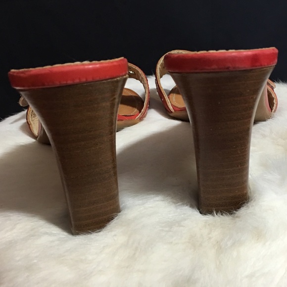 ❤️COACH slide heels with silver buckle - Picture 3 of 4