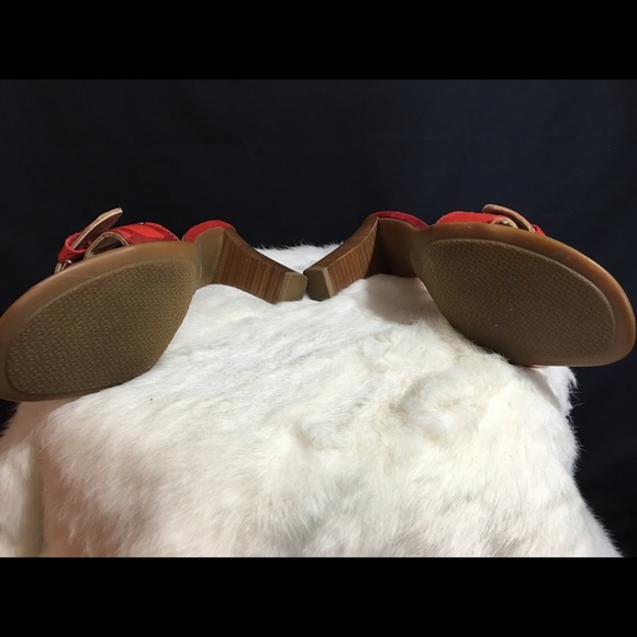 ❤️COACH slide heels with silver buckle - Picture 4 of 4