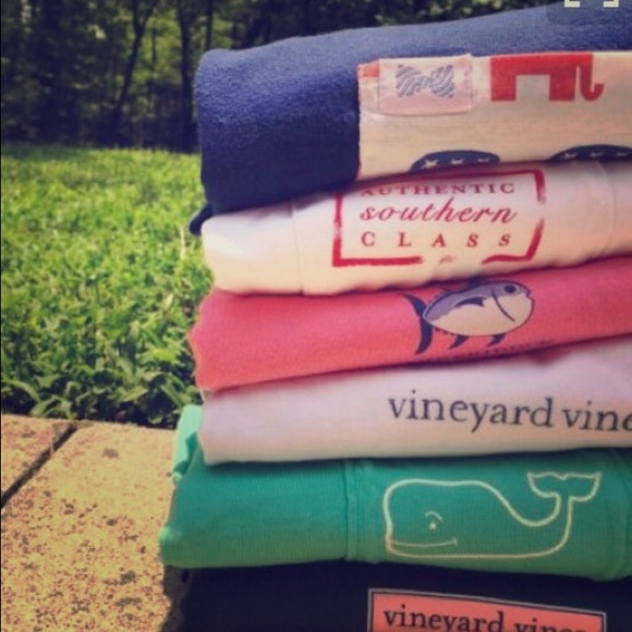 ISO of these preppy shorts or others in size XL