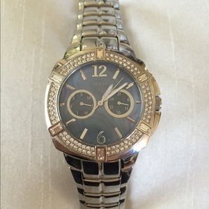 🚫SOLD🚫 GUESS watch