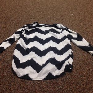 Black and white long sleeve top size large