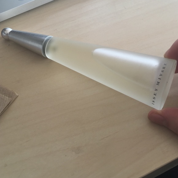 Issey Miyake - 50ml (1.7 oz) - lightly used
