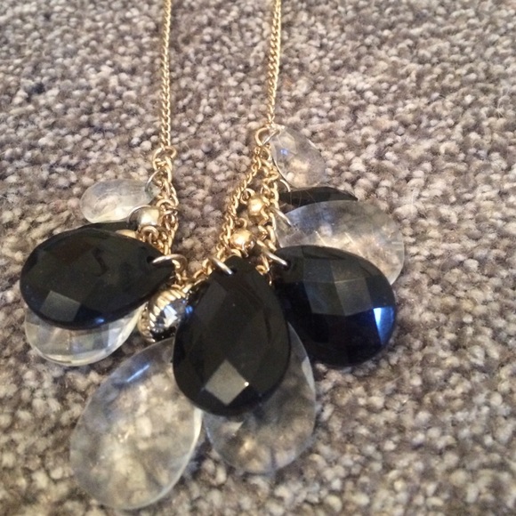 Necklace Bundle! - Picture 3 of 3