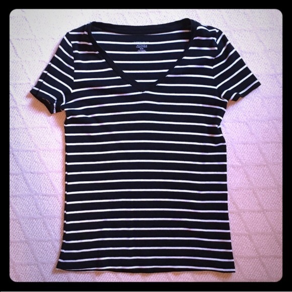 Merona Tops - Like New! Black/White Striped Tee Merona Tops - Like New! Black/White Striped Tee