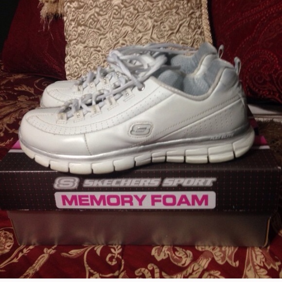 Skechers 6.5