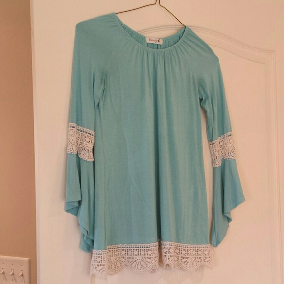 Blouse - Picture 2 of 2
