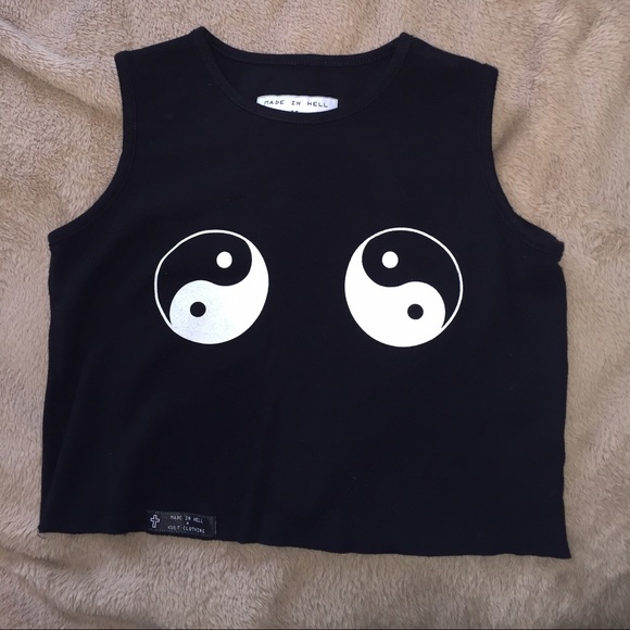 Crop top