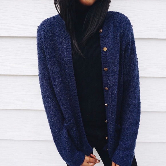 H&M Sweaters - ✨Host Pick✨ Navy Blue Cardigan w/ Gold Buttons