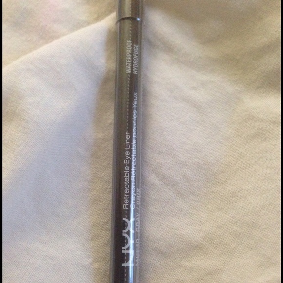 Retractable Eye liner - color grey by nyx