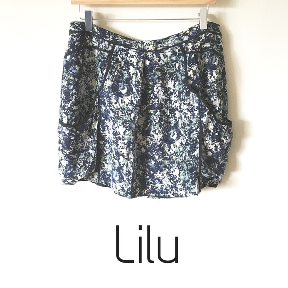 ⚡️Sale⚡️ NWOT Lilu {Anthropologie} Silk Skirt