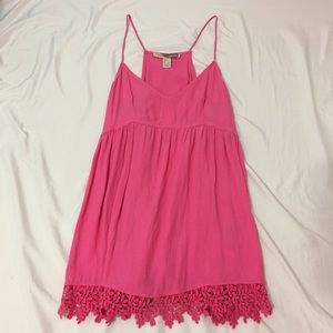 Pink tank top