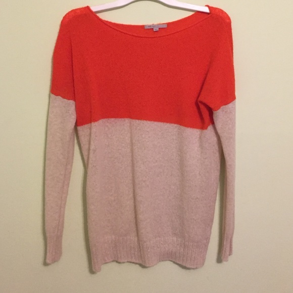 Gap sweater