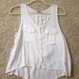 sleeveless top