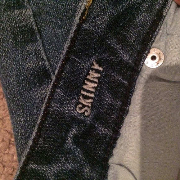 American Eagle jeans - Picture 3 of 4