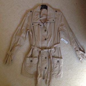 Lightweight Trenchcoat for Spring