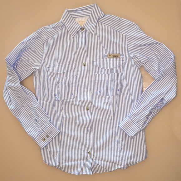 Columbia Botton Down Shirt. Blue and white.