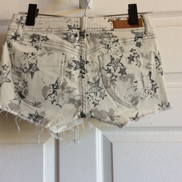 Shorts - Picture 2 of 2