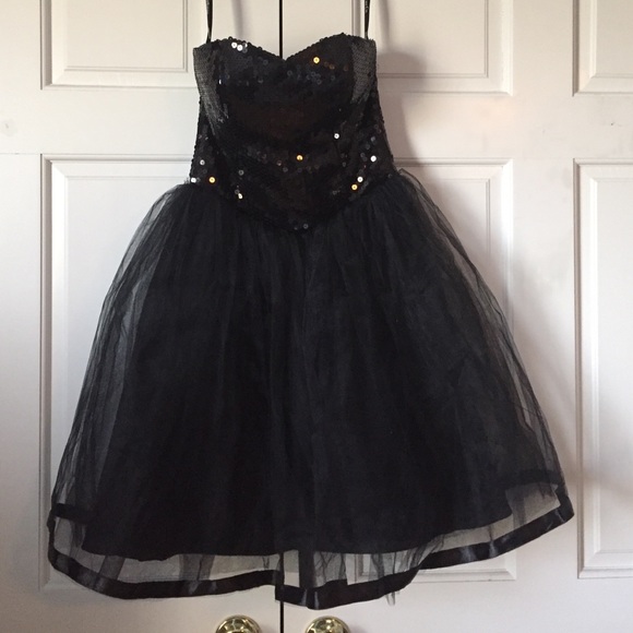 Prom/formal dress