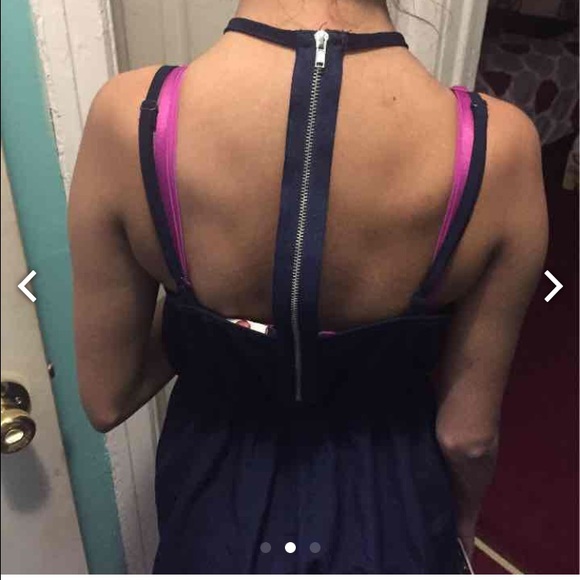 Casual dress - Picture 3 of 4