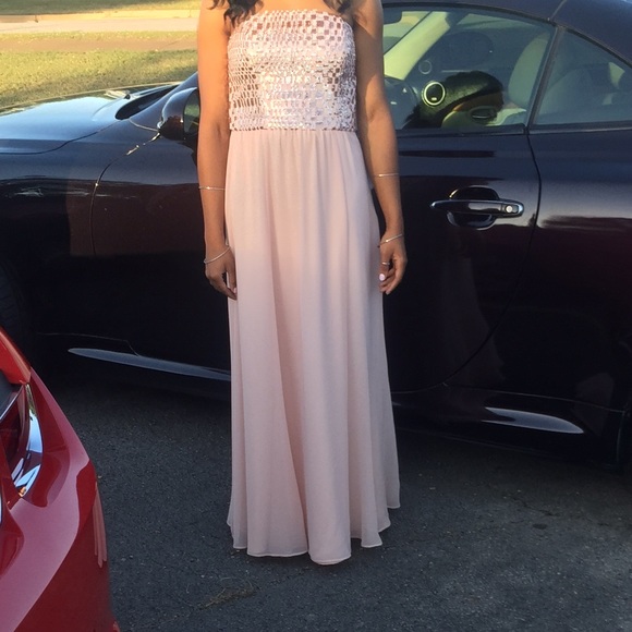 Formal Dress (prom, homecoming, etc.)