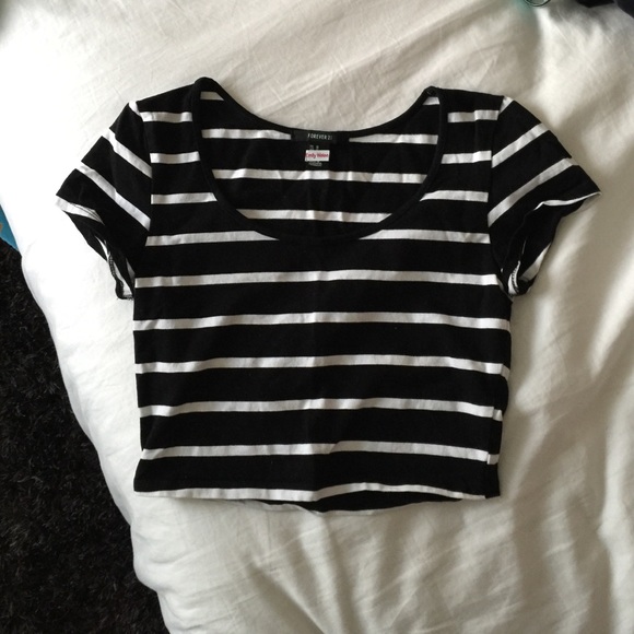 Tight crop top!